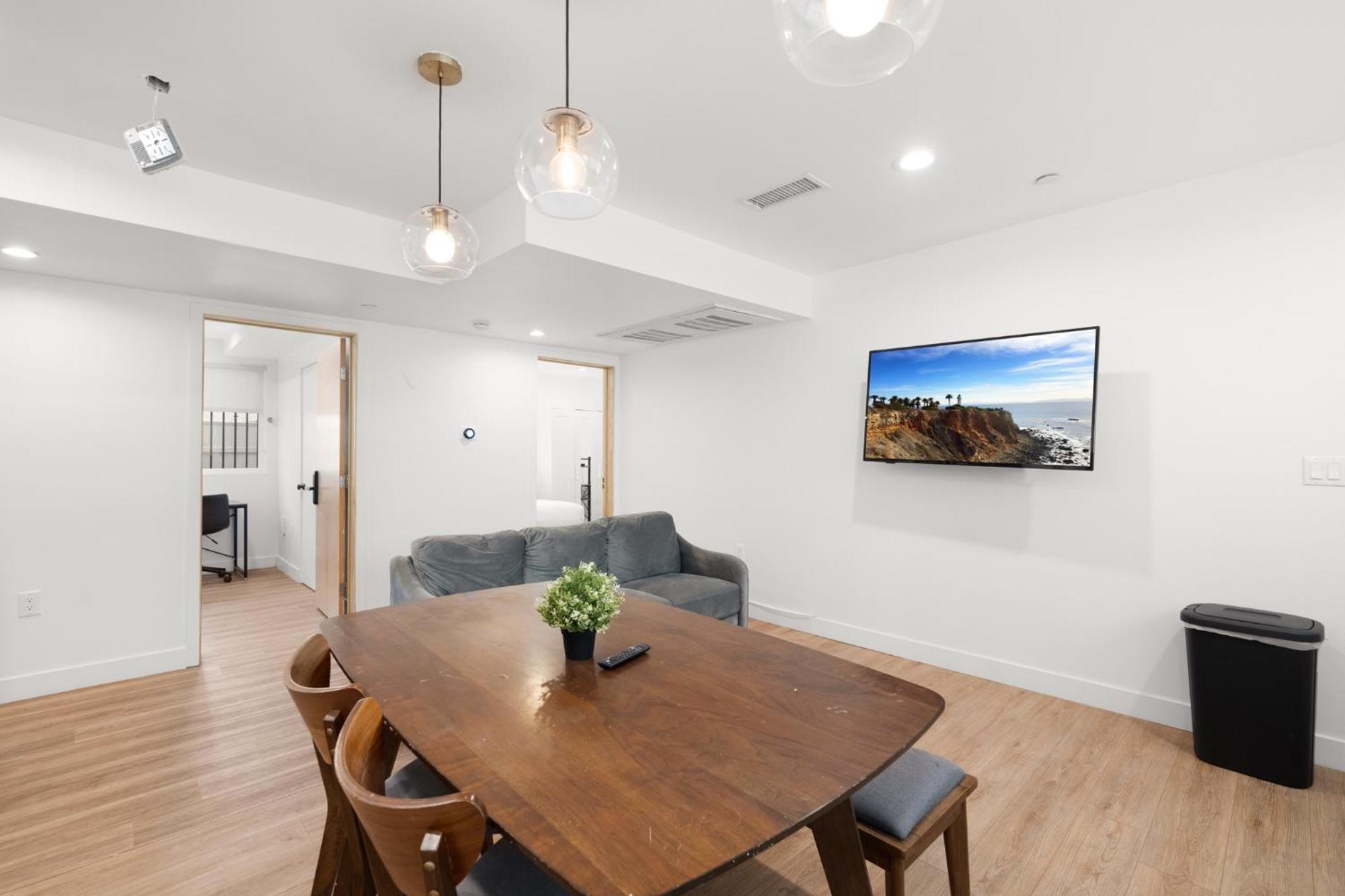 Perfect Location Near Usc, 1Bedroom With Shared Access Los Angeles Esterno foto