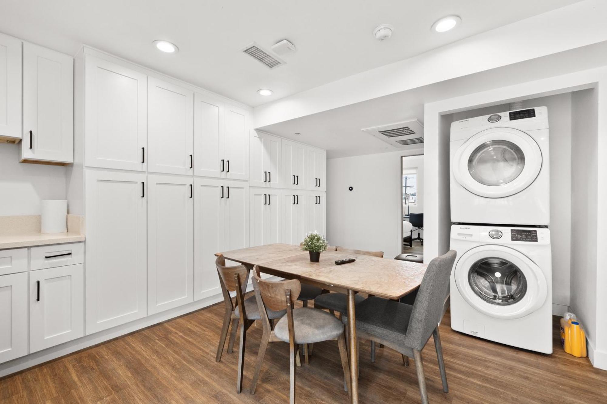 Perfect Location Near Usc, 1Bedroom With Shared Access Los Angeles Esterno foto